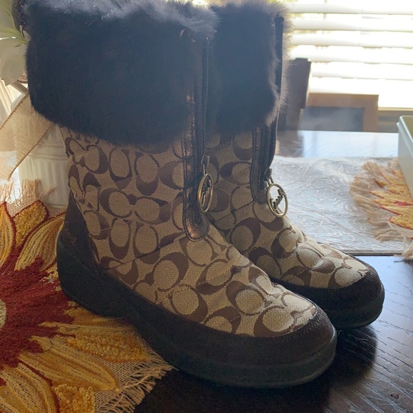 Beautiful Coach Boots size 8